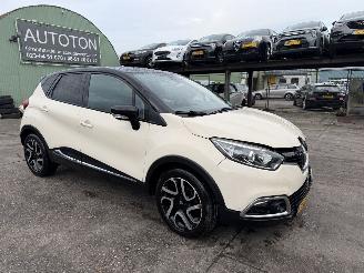 Unfallwagen Renault Captur 1.5 DCI 66KW Clima Navi Led Camera Dynamique NAP 2014/7