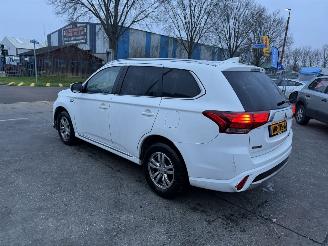 Mitsubishi Outlander 2.0 PHEV 89KW Autom. Clima Navi Led Business Edition NAP picture 5