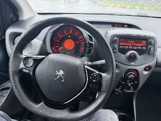 Peugeot 108 1.0 E-VTI 53KW Airco Led Active 5-Drs NAP picture 9