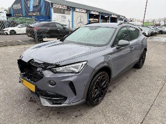 krockskadad bil auto Cupra Formentor 1.4 110KW DSG e-Hybrid Clima Navi Copper Edition 2022/10