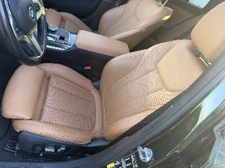 BMW 3-serie 330e 135KW Autom. Pano Clima Navi Led Hud High Executive picture 10