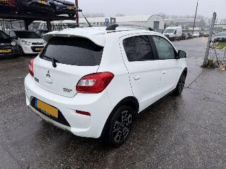 Mitsubishi Space-star 1.2 59KW Airco Navi Connect Pro 5-Drs picture 3