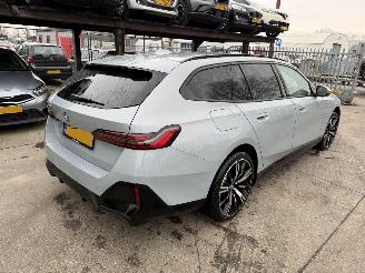krockskadad bil auto BMW i5 84 kWh eDrive40 250KW M Sport Edition NAP 2024/11