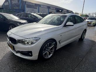 Unfallwagen BMW 3-serie GT 328I 180KW Autom. Pano Clima Navi Camera Leer High Executive NAP 2015/1