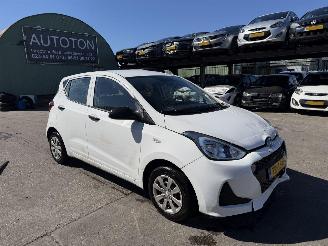 Hyundai I-10 1.0i 49KW I-Drive 5-Deurs picture 1