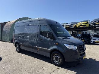 skadebil bedrijf Mercedes eSprinter 55 kWh 85KW L2H2 Clima Camera NAP 2021/7