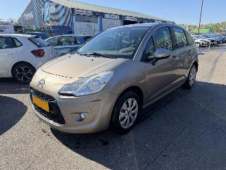 Unfallwagen Citroën C3 1.4 54KW Airco 5-Deurs Dynamique NAP 2011/3