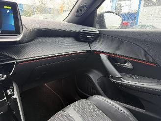 Peugeot e-2008 GT 50 kWh EV 100KW Autom. Clima Navi Led Camera NAP picture 15