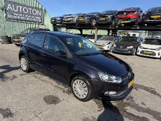 Vaurioauto  passenger cars Volkswagen Polo 1.4 TDI 66KW Navi Airco Comfortline 5-Drs NAP 2015/12