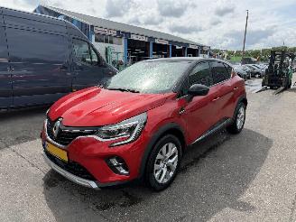 uszkodzony samochody osobowe Renault Captur 1.6 Autom. E-Tech Plug-in Hybrid Intens Clima Navi NAP 2022/12