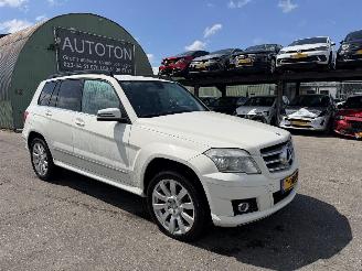 Damaged car Mercedes Glk-klasse 350 V6 200KW Autom. 4-Matic Clima Navi First Edition 2012/2