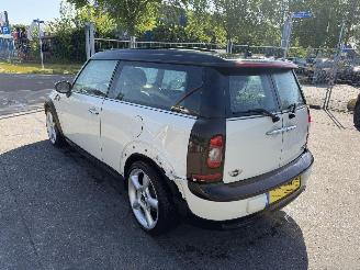Mini Clubman 1.6 Cooper 88KW Pano Clima Chili picture 3