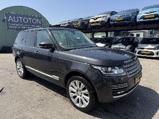 Unfallwagen Land Rover Range Rover 4.4 SDV8 250KW Autobiography Pano Clima Navi Led Xenon NAP 2014/4