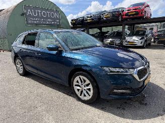 damaged passenger cars Skoda Octavia 1.0 TSI 81KW Clima Navi Led Virt. Dash Keyless Business Edition NAP 2021/5