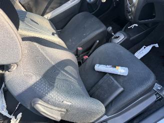 Toyota Yaris 1.3 VVTi 74KW Automaat Clima Aspiration NAP picture 7