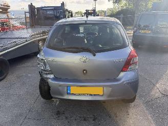 Toyota Yaris 1.3 VVTi 74KW Automaat Clima Aspiration NAP picture 2