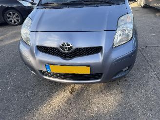 Toyota Yaris 1.3 VVTi 74KW Automaat Clima Aspiration NAP picture 11