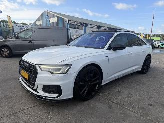 Schadeauto Audi A6 55 TFSI 250KW Quattro S Edition Pano Clima Navi Led Sterrenhemel 2019/11