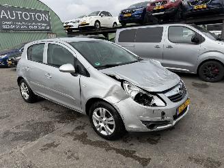 Opel Corsa 1.4-16V 66KW Automaat Airco Enjoy 5-Drs NAP picture 1