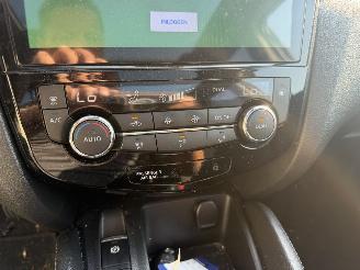Nissan Qashqai 1.2 85KW Clima Navi Led Pano N-Connecta picture 11