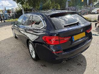 Unfallwagen BMW 5-serie 520D 140KW Autom. High Executive Clima Navi Xenon Camera 2019/1