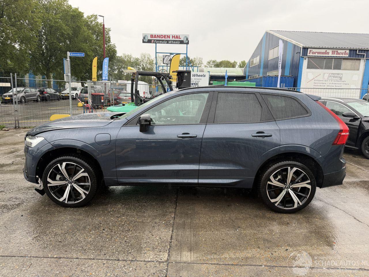 Volvo Xc-60 2.0 T6 PHEV 186KW AWD Pano Clima Navi Plus Dark NAP