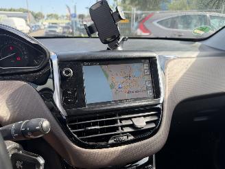 Peugeot 2008 1.2 VTI 60KW Clima Navi Led Active NAP picture 11