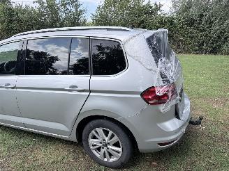 Volkswagen Touran HIGHLINE 5Pers picture 32