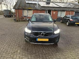 krockskadad bil auto Volvo XC40 T3 BENZINE SCHUIFDAK 2019/11