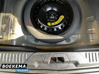Ford Focus Wagon 1.0 EcoBoost Hybrid Titanium Stoel/Stuurverw. Navigatie Camera picture 20