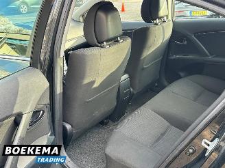 Toyota Avensis 2.0 VVTi Dynamic Automaat Navigatie Clima Cruise picture 12