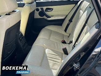 BMW 3-serie 325xi 218PK High Exe 4X4 Leer Automaat Open-Dak Keylss Navigatie picture 13