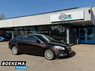 Damaged car Opel Insignia 2.0 CDTI EcoFLEX Edition Navigatie Clima Cruise 2012/6