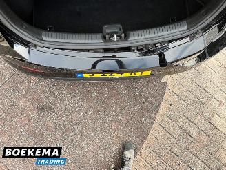 Hyundai I-30 1.5 T-GDi MHEV Stoel/Stuur Verwarming + Ventilatie Navigatie Camera picture 9