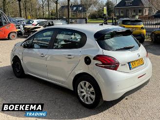 Peugeot 208 1.2 PureTech Blue Lion Navigatie Airco Cruise picture 3