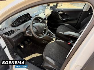 Peugeot 208 1.2 PureTech Blue Lion Navigatie Airco Cruise picture 14