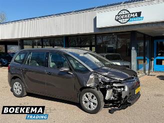 Damaged car Citroën C4-picasso 1.2 PT Business Navigatie Keyless 7-Persoons Clima Zenith 2016/7