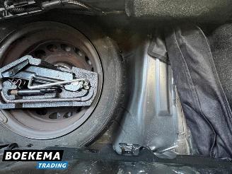 Peugeot 107 1.0-12V XS Airco 5-Drs Elek-pakket picture 6