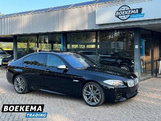 Schadeauto BMW M550 5 Serie M550XD 381PK X-Drive Soft-Close Massage 360-Camera 2013/6