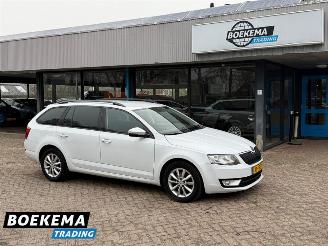Schadeauto Skoda Octavia 1.0 TSI Ambition Business Navigatie Climate 2016/7