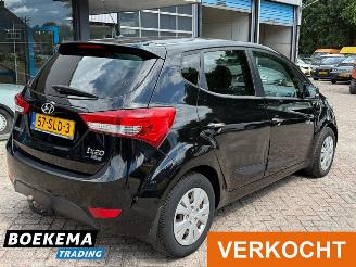 Hyundai Ix20 1.6i i-Motion 125PK Airco 6-Hand picture 2