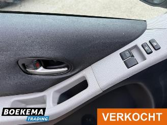 Toyota Yaris 1.3 VVTi Sol MMT Automaat Leer Airco picture 17