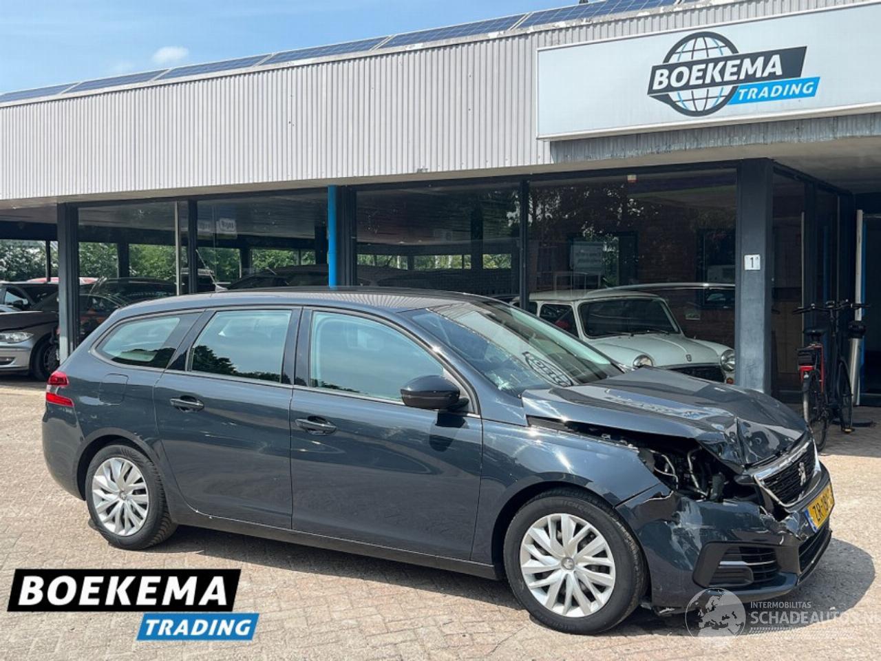 Peugeot 308 SW 1.2 PureTech Blue Lease Navigatie Climate Cruise