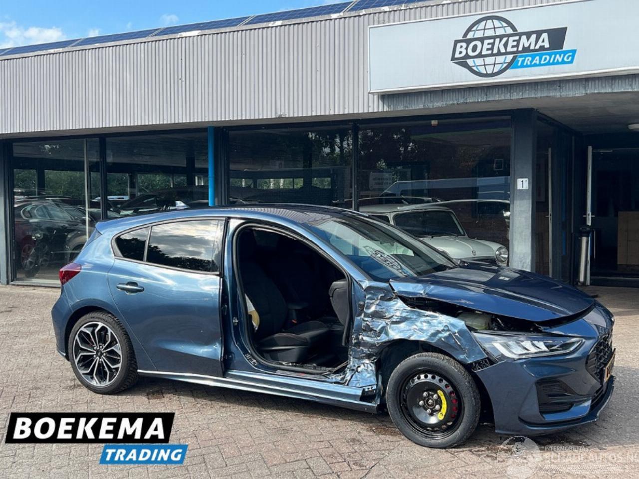 Ford Focus 1.0 Hybrid ST Line Keyless LED Climate Navi Cruise PDC