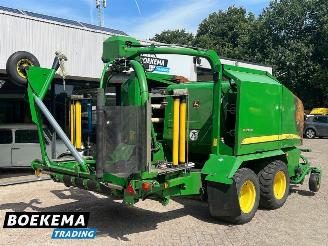 John Deere  744 Balenpers picture 2
