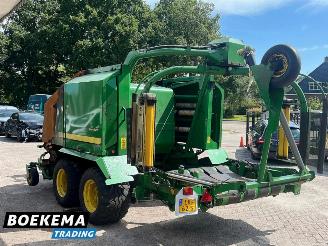 John Deere  744 Balenpers picture 3