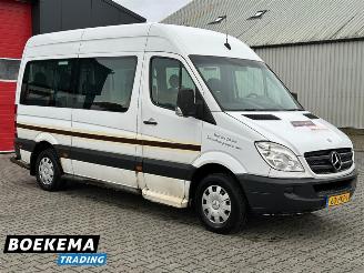 krockskadad bil bedrijf Mercedes Sprinter 311 2.2 CDI 366 Airco 9-Persoons Rolstoellift Automaat 2009/1