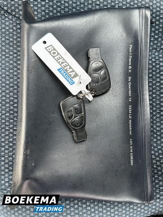 Mercedes Sprinter 311 2.2 CDI 366 Airco 9-Persoons Rolstoellift Automaat picture 30