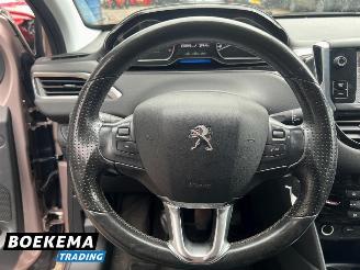 Peugeot 208 1.6 VTi Allure Leder Navi Climate Cruise PDC picture 20