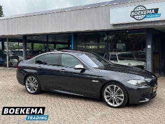 Damaged car BMW M550 5-Serie M550XD xDrive High Exe Open-Dak Elec-Trekhaak Stoelverkoeling HUD Memory 2015/2